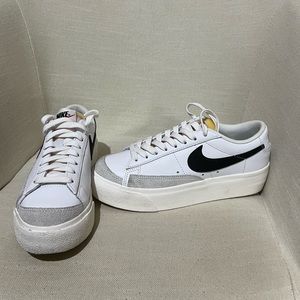 Nike Blazer Low Platform